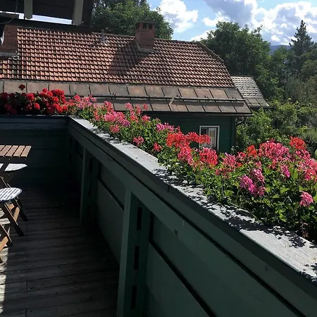 Haus Wieser דירה *